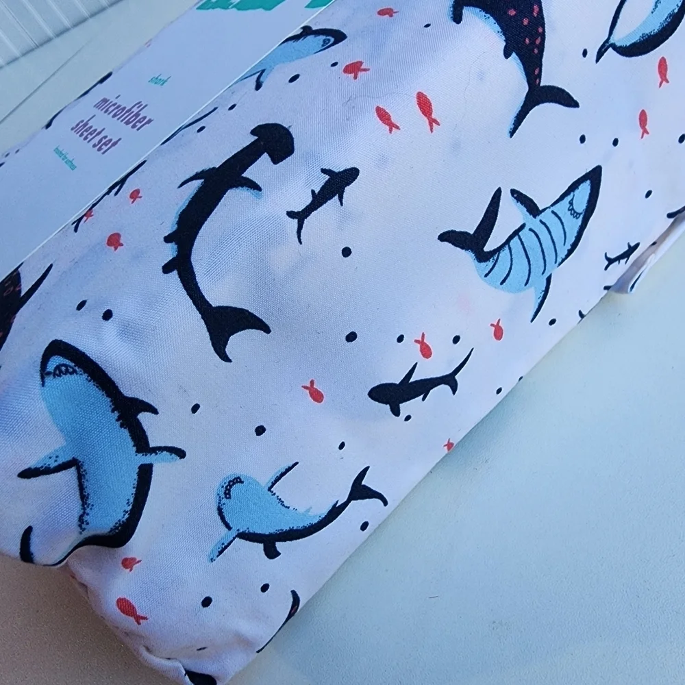 New Pillowfort 4PC Set Shark Microfiber Kids' Sheet Set Blue White Ba1